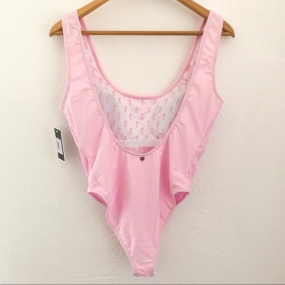 SOLD ON MERCARI - Picture 8 of 9